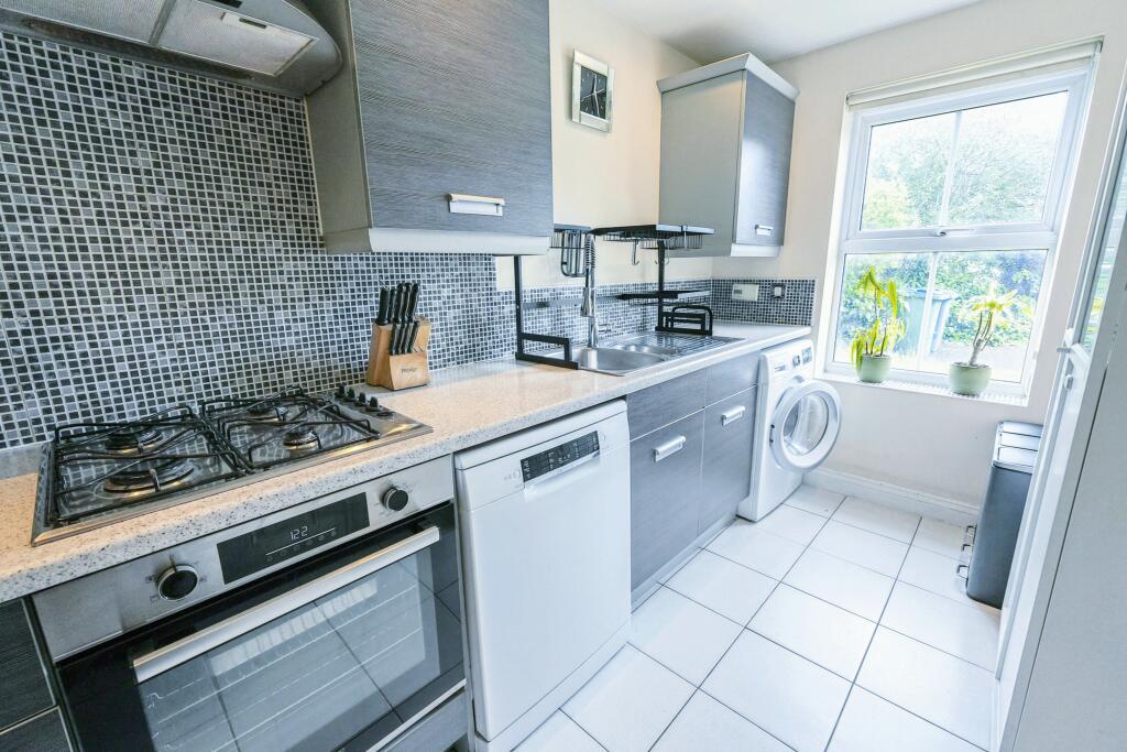 Additional image 6 of Temple Way, Oldbury, B69