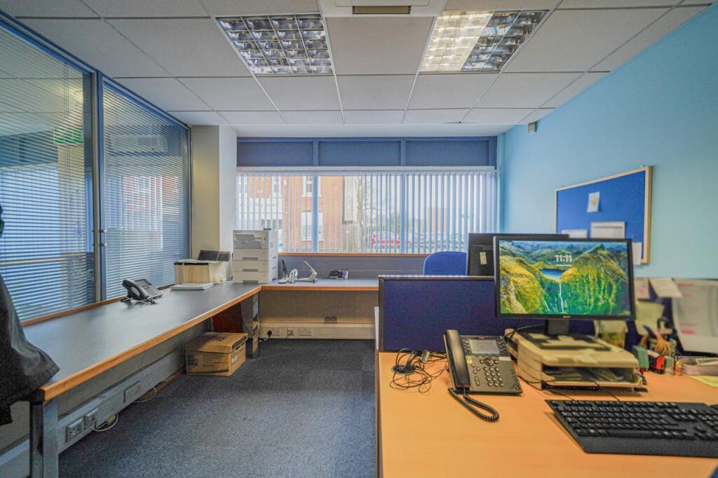 Additional image 3 of 336 Stratford Road, Shirley, Solihull, B90 3DN