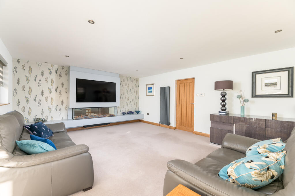 Additional image 51 of Oakridge Court, Bingley, West Yorkshire, BD16