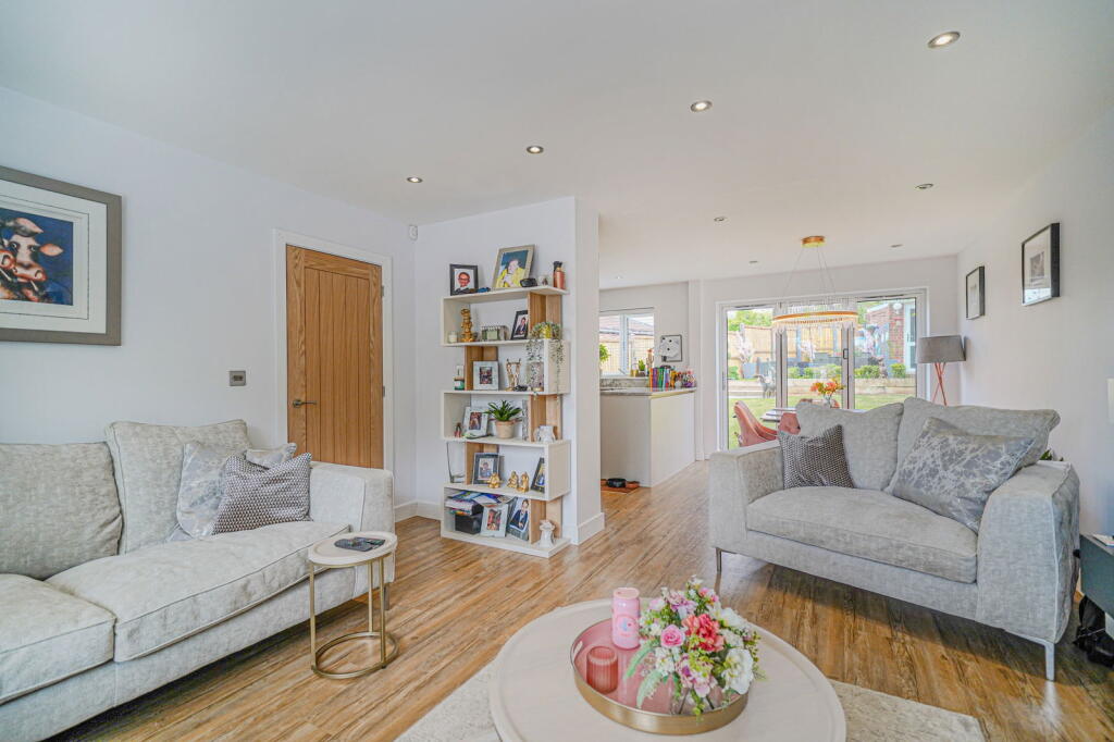 Additional image 15 of Peterbrook Road, Shirley