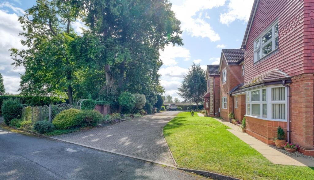 Additional image 22 of Whitford Gardens, Bromsgrove, B61