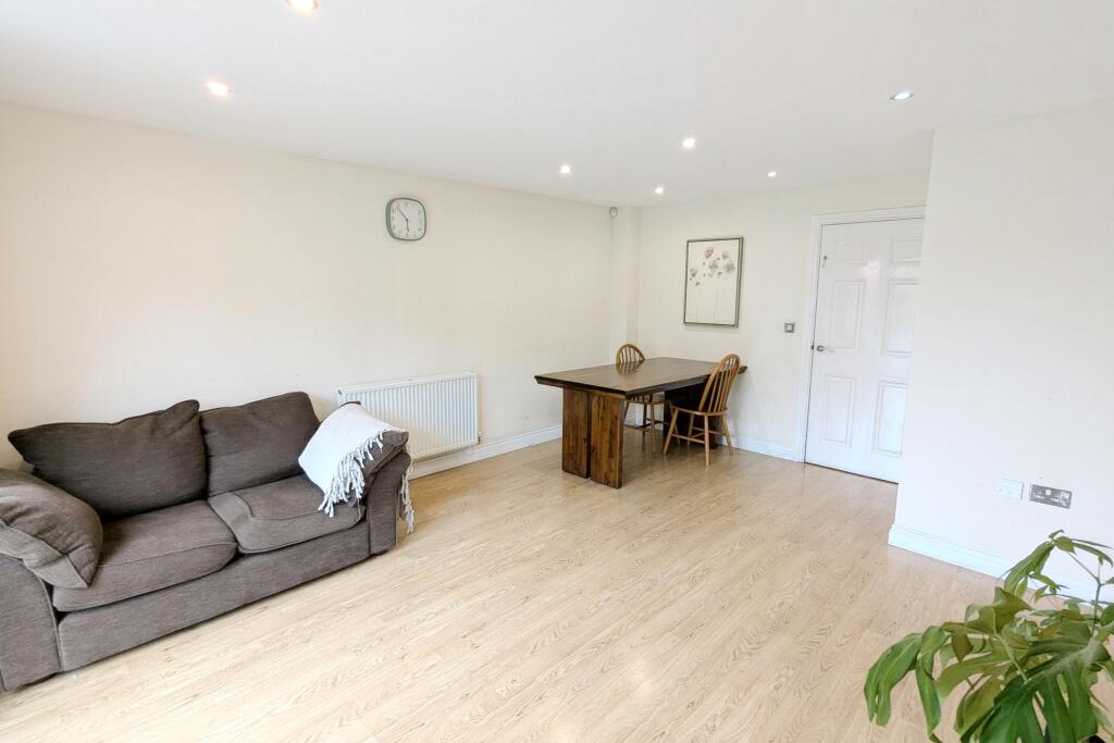 Additional image 8 of Temple Way, Oldbury, B69