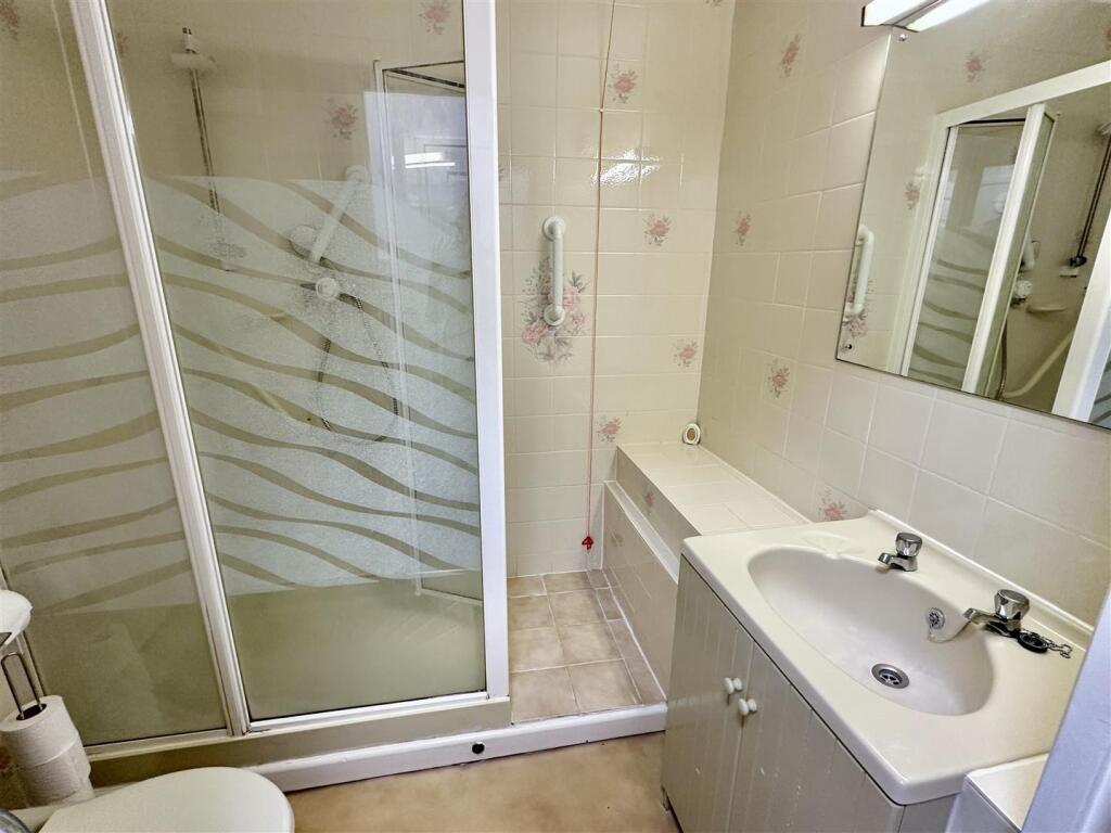 Additional image 10 of School Road, Alcester