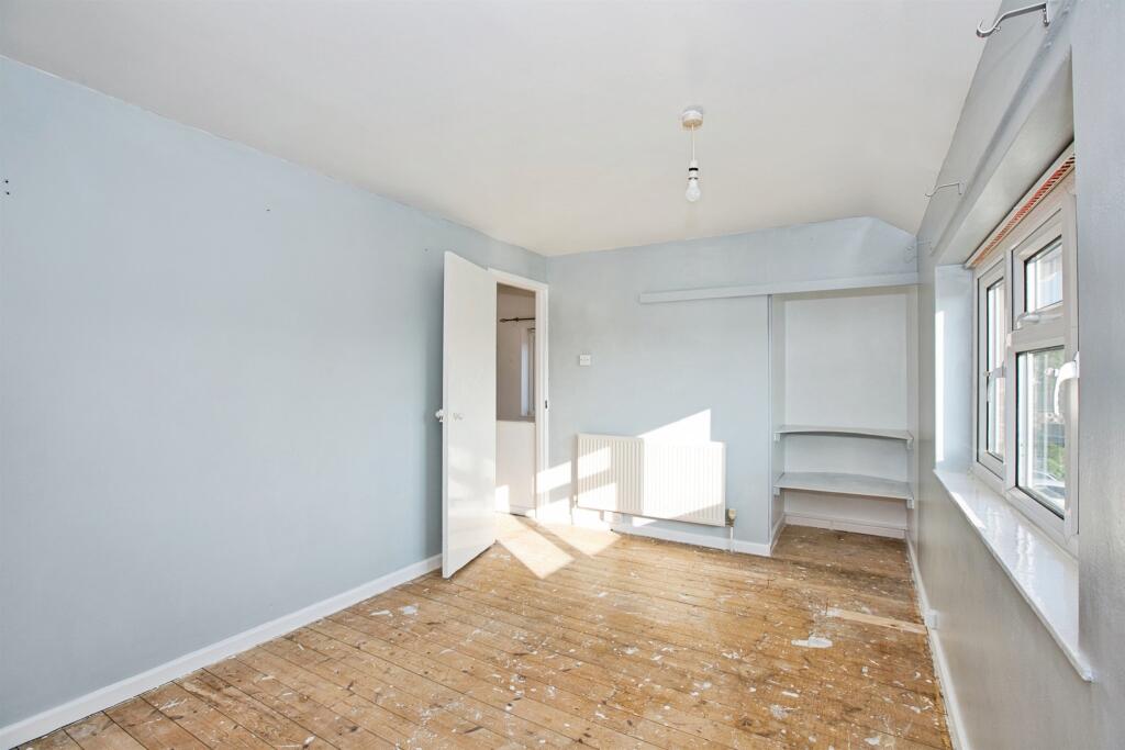 Additional image 8 of St. Johns Road, Yeovil
