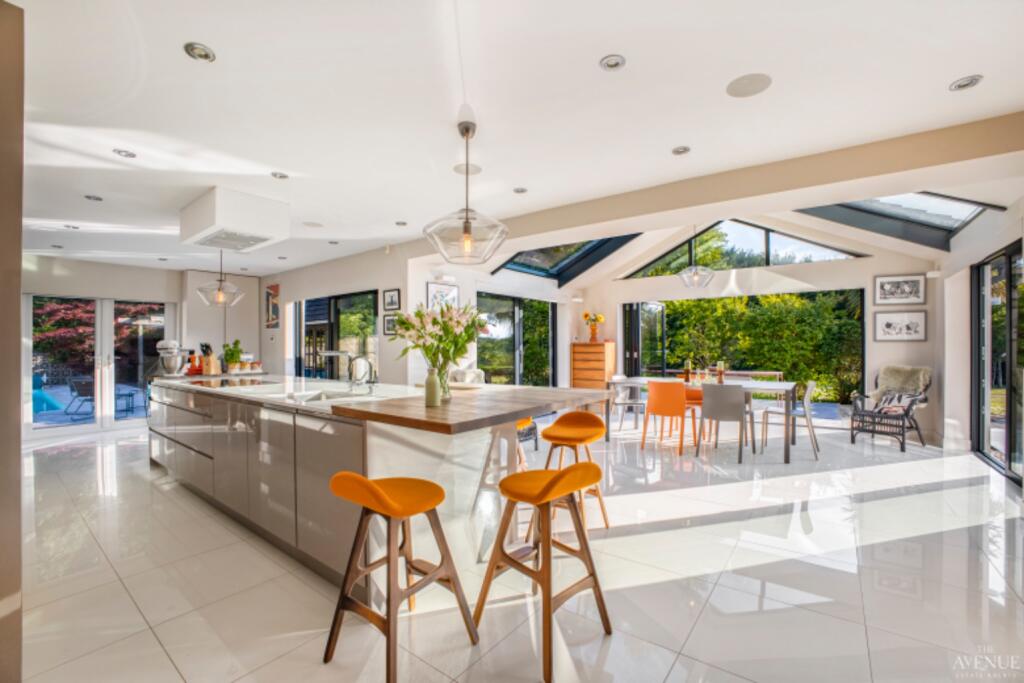 Additional image 4 of Solihull, B94