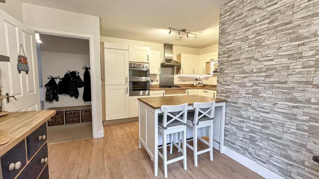 Additional image 7 of Swaledale Road, Warminster