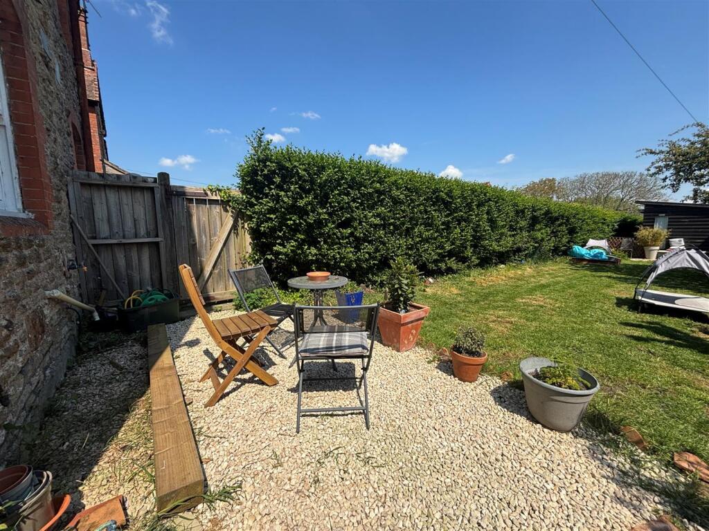 Additional image 8 of Victoria Gardens, Henstridge