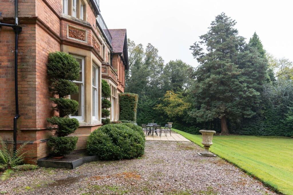 Additional image 25 of Shepley Road, Barnt Green, B45