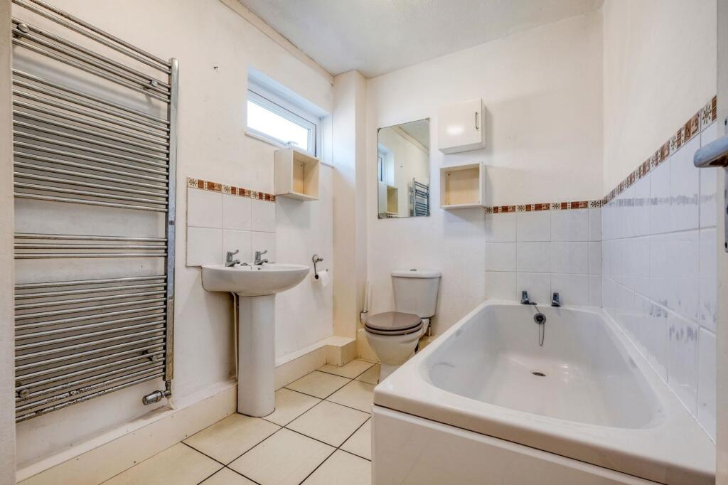 Additional image 10 of Dunchurch Close, Redditch, B98