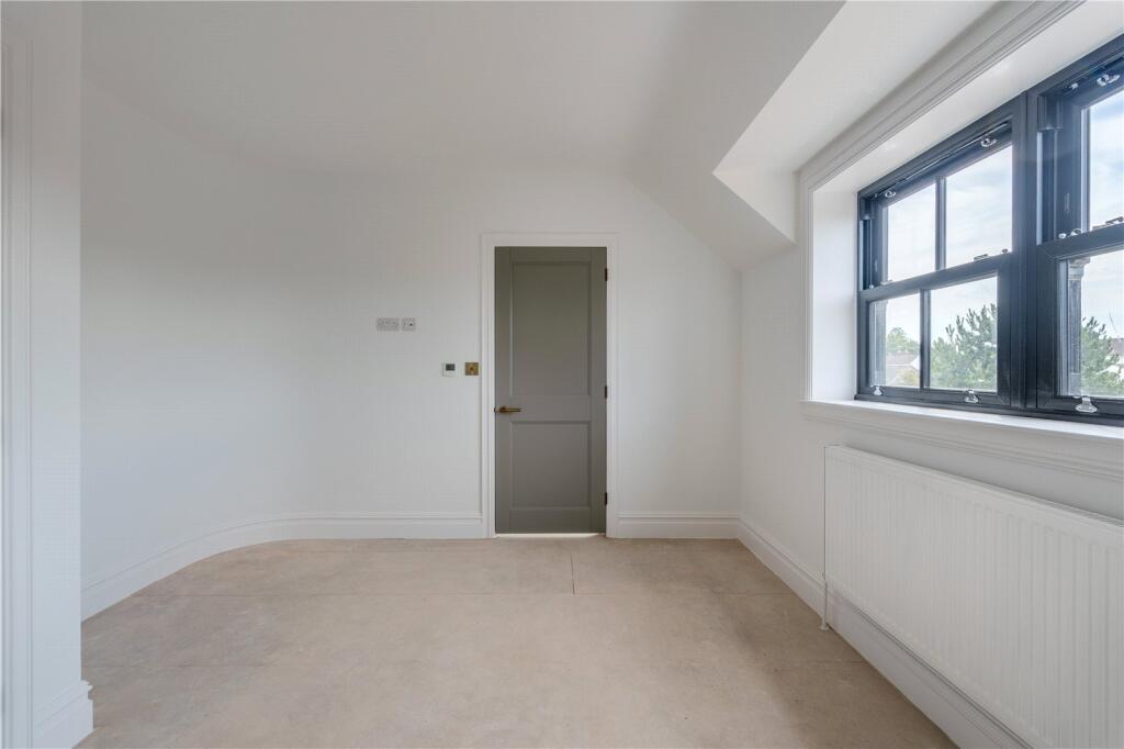 Additional image 19 of Impressive New Home in Holcombe –  Late Summer Completion