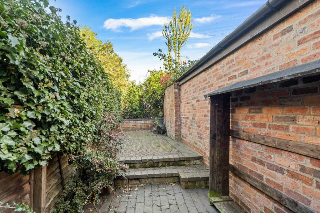 Additional image 10 of Henley Street, Alcester, B49