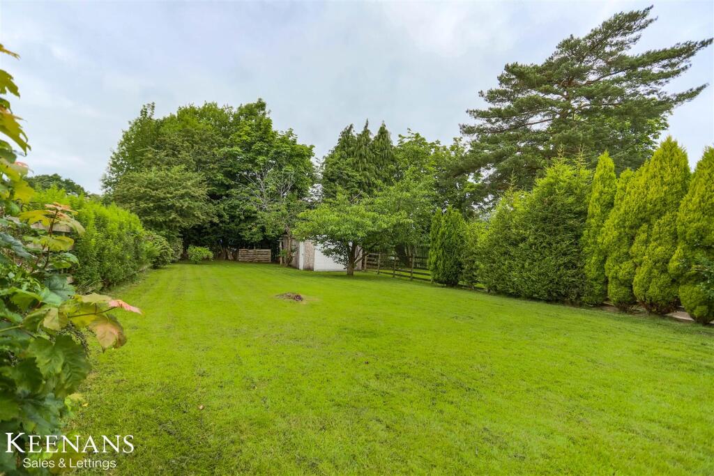 Additional image 33 of Walverden Road, Brierfield, Nelson