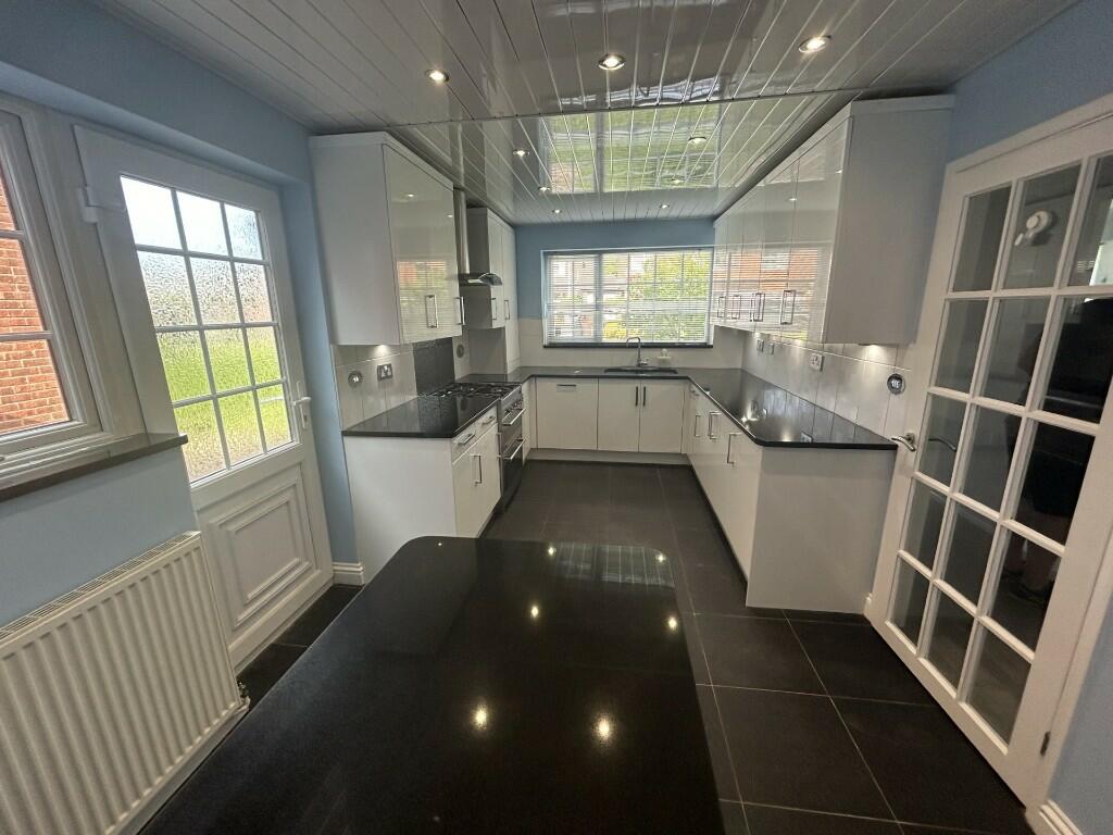 Additional image 40 of Heather Grove, Solihull, B91 2SP