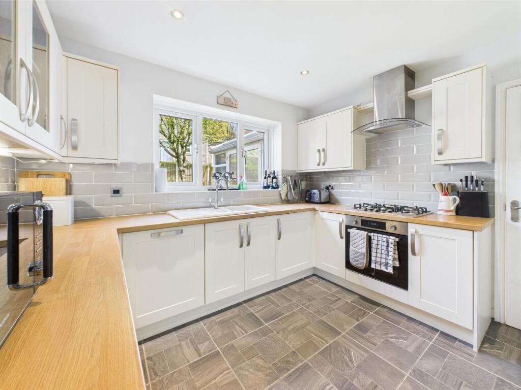 Additional image 10 of Low Wood, Wilsden, Bradford