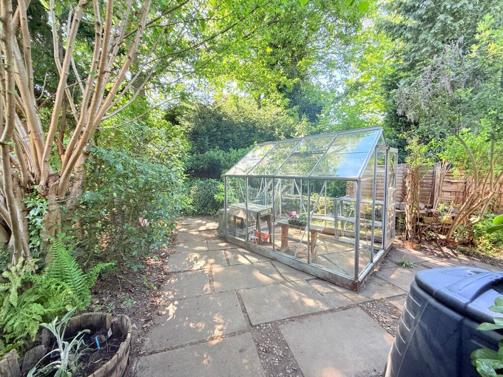 Additional image 16 of Nab Wood Crescent, Shipley, BD18