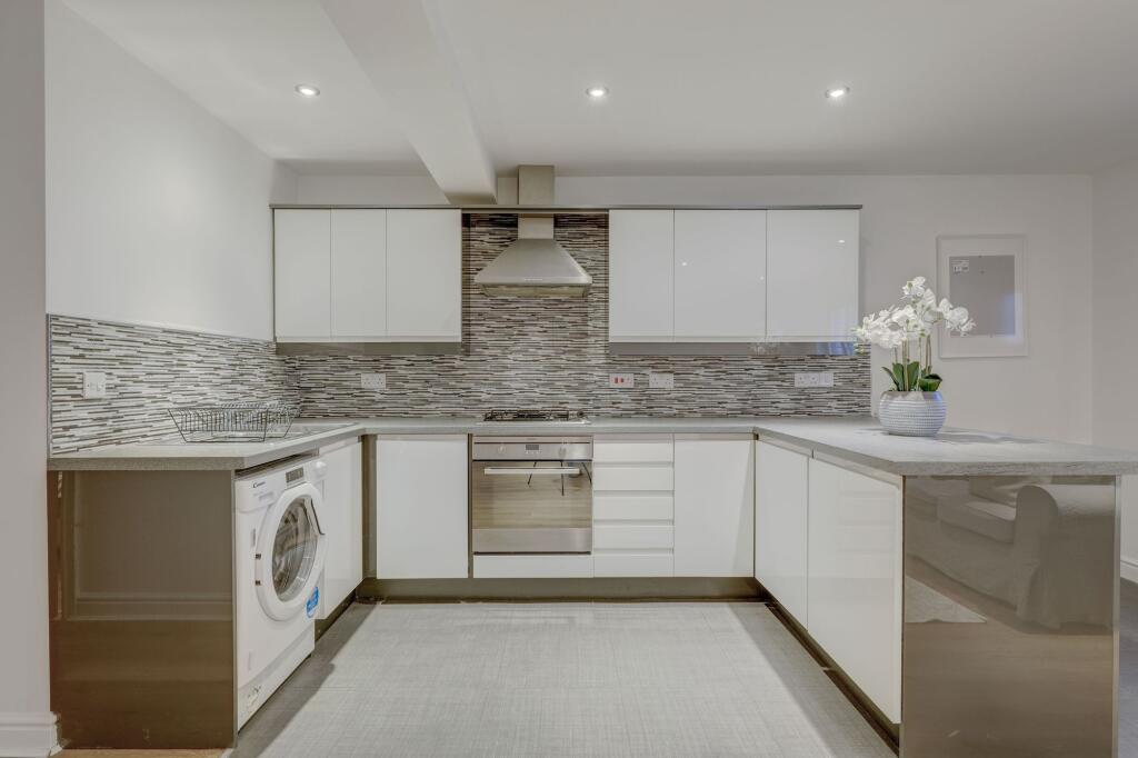 Additional image 2 of Station Road, Knowle, B93