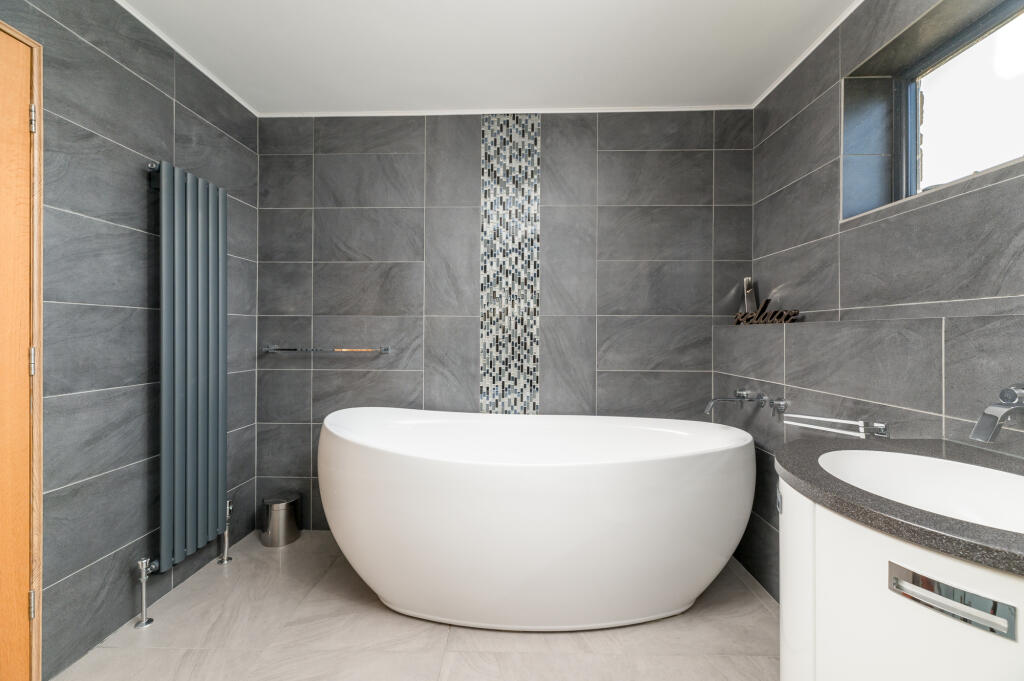 Additional image 49 of Oakridge Court, Bingley, West Yorkshire, BD16