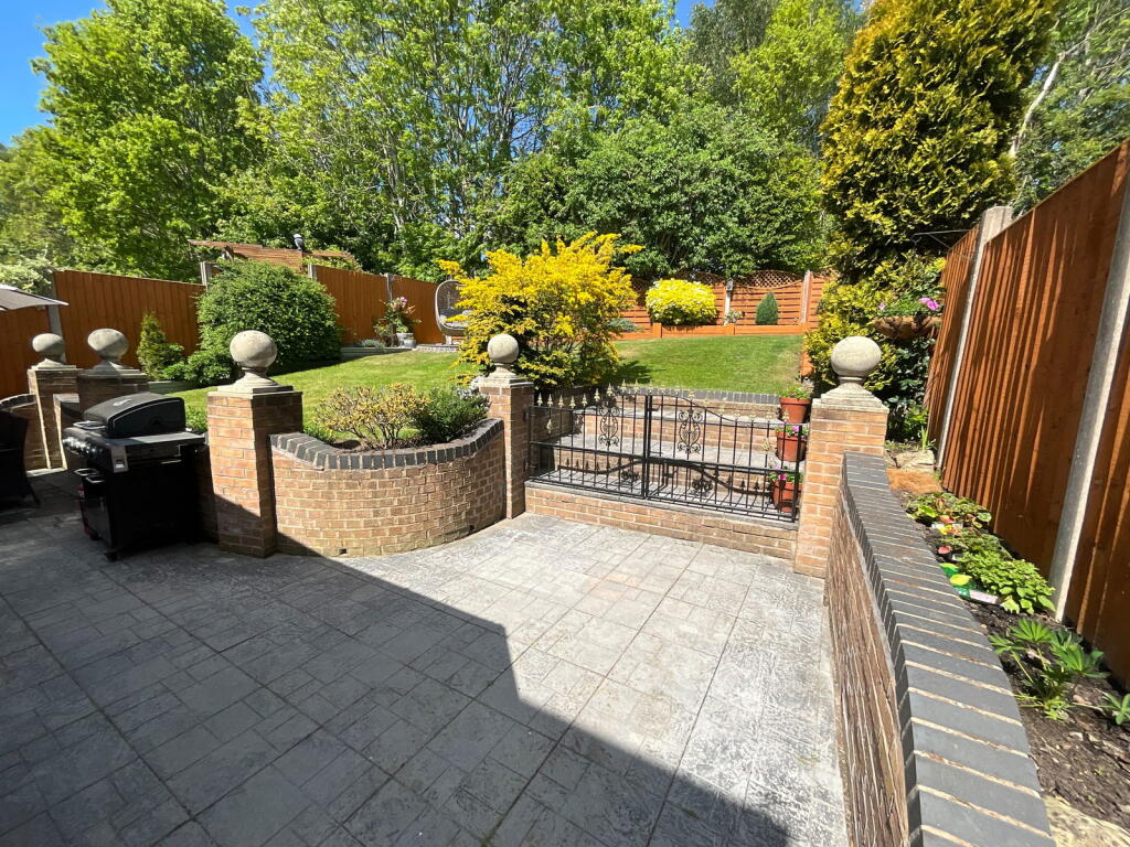 Additional image 25 of ROWLEY REGIS, Burmese Way
