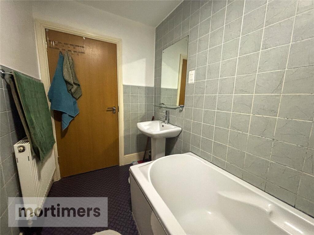 Additional image 33 of Leamington Close, Blackburn, BB2