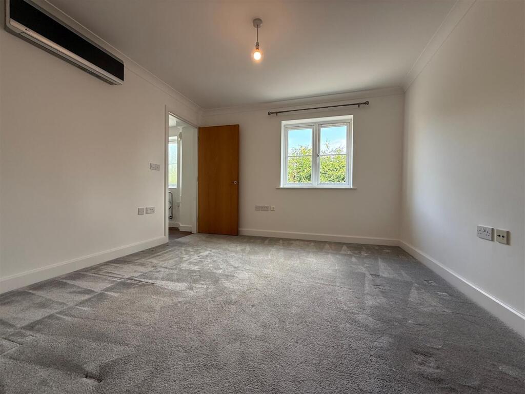 Additional image 17 of Newbury Close, Halesowen