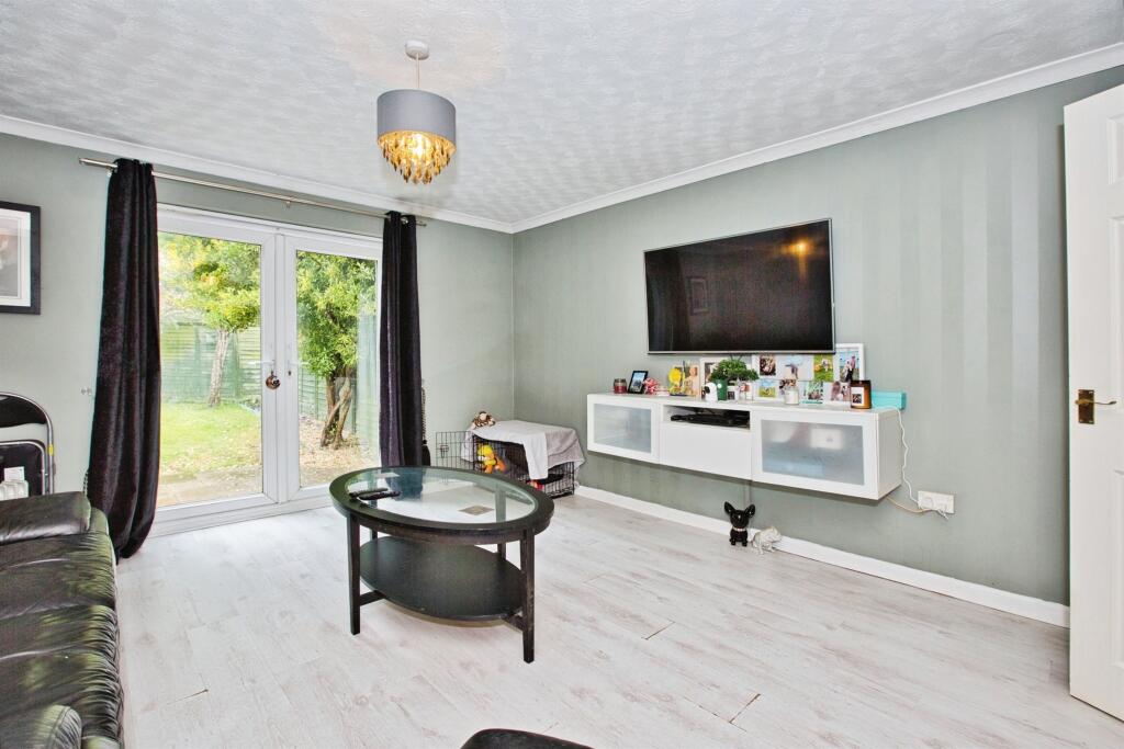 Additional image 5 of Trellech Court, Yeovil