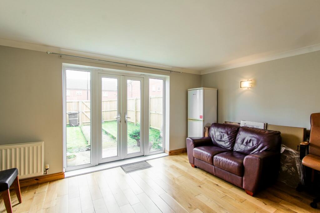 Additional image 6 of 90 Shrewsbury Road, Yeovil