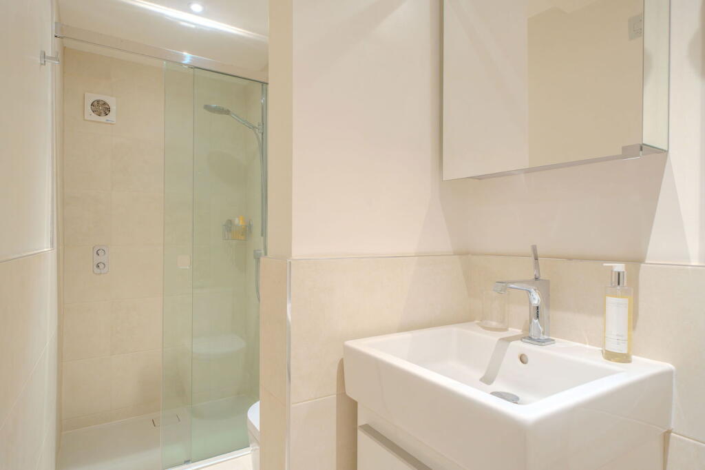 Additional image 21 of Great Pulteney Street, Bath, BA2 4DW