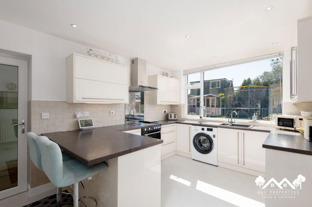 Additional image 2 of The Crescent, Cherry Tree, Blackburn, BB2