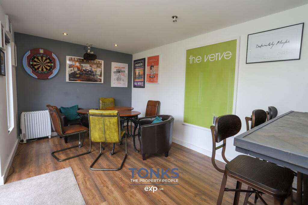 Additional image 36 of Merton Close, Oldbury, B68 8NG