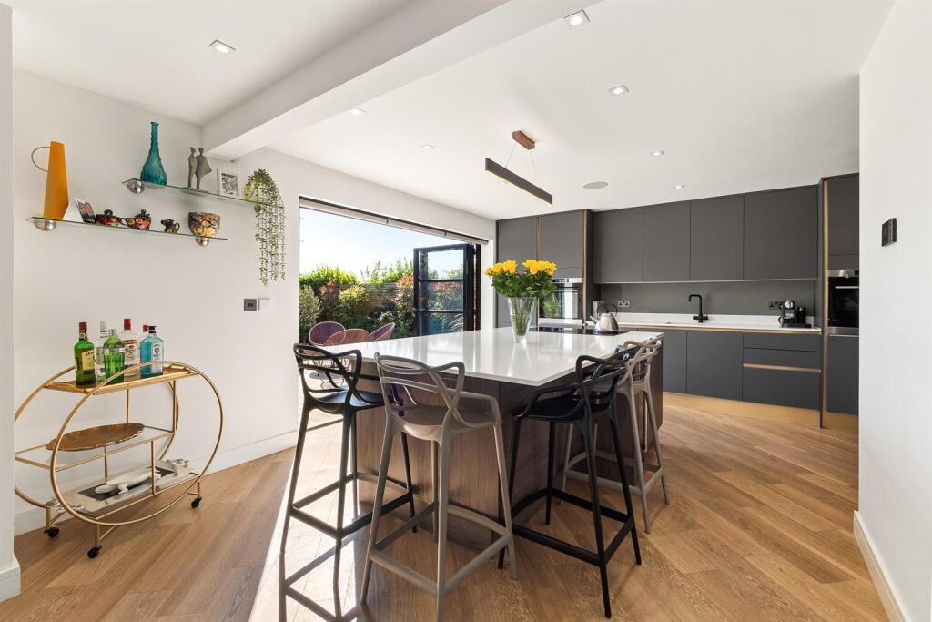 Additional image 4 of School Hill, Wootton Wawen, Henley-In-Arden