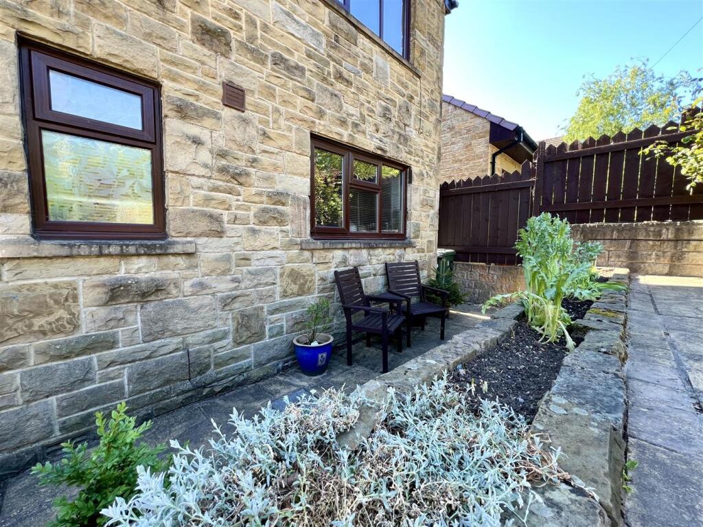 Additional image 26 of Crownest Lane, Bingley