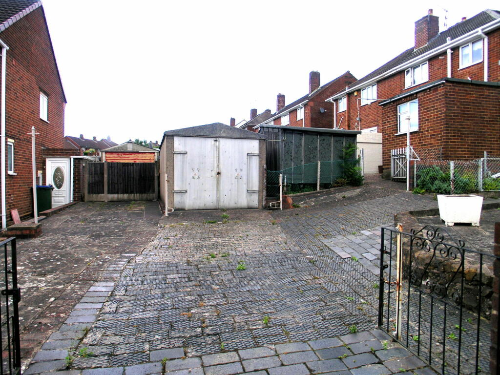 Additional image 13 of ROWLEY REGIS, Orchard Close