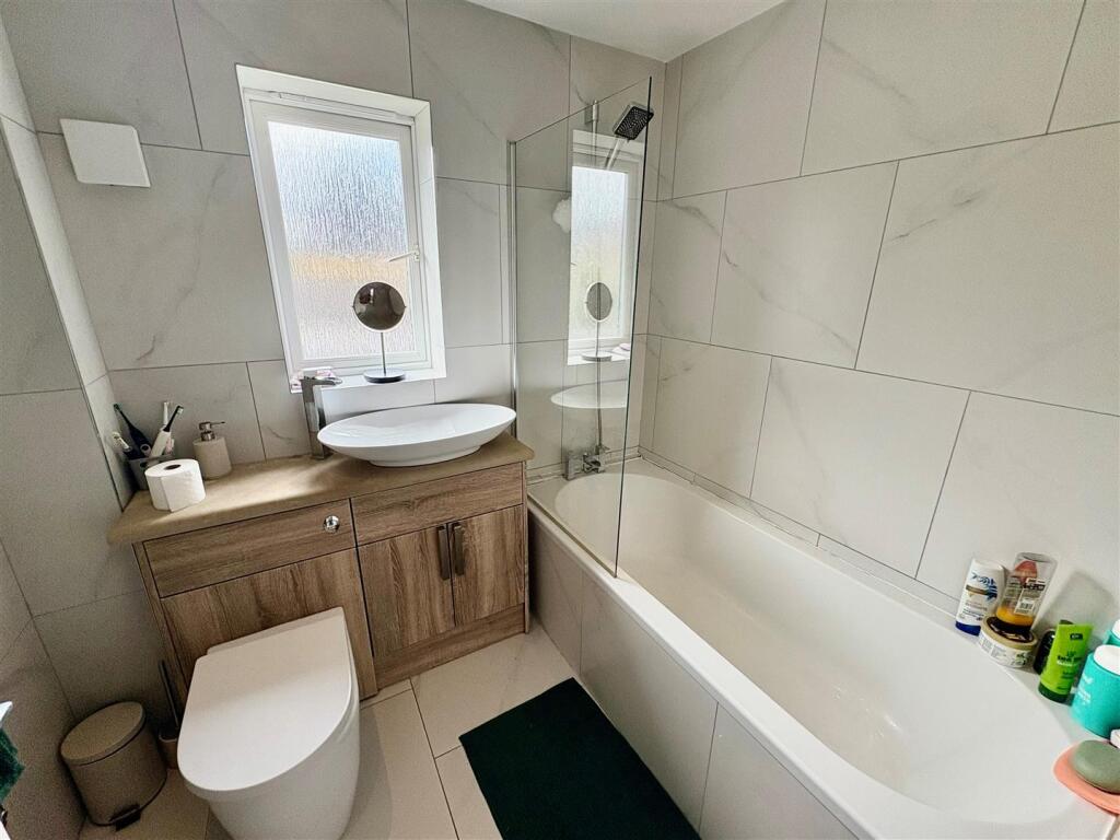 Additional image 17 of Burnleys Mill Road, Gomersal, Cleckheaton