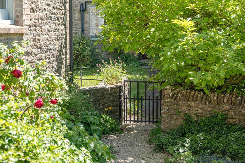 Additional image 11 of South Cheriton, Templecombe, BA8