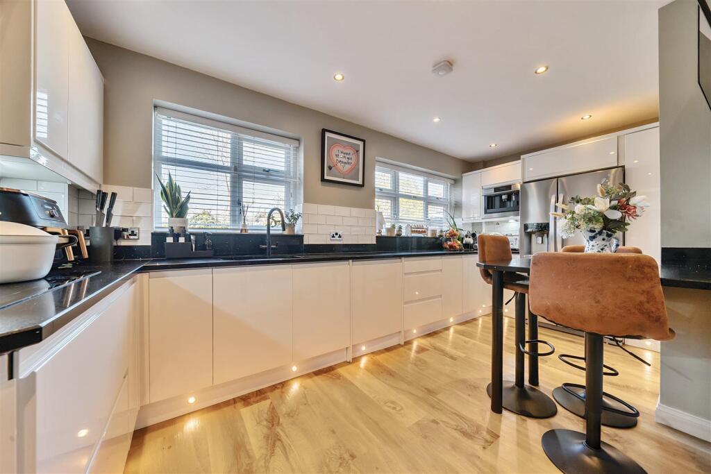 Additional image 8 of Lapworth Oaks, Lapworth