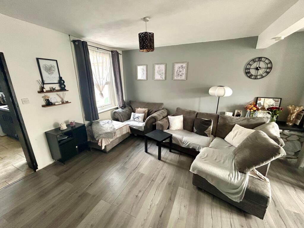 Additional image 4 of Beer Street, Yeovil, BA20