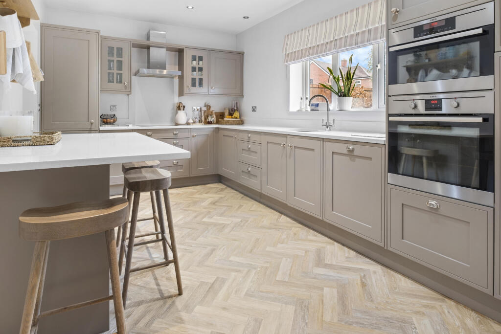 Additional image 10 of Royal Worcester Crescent, Bromsgrove B60 2TR