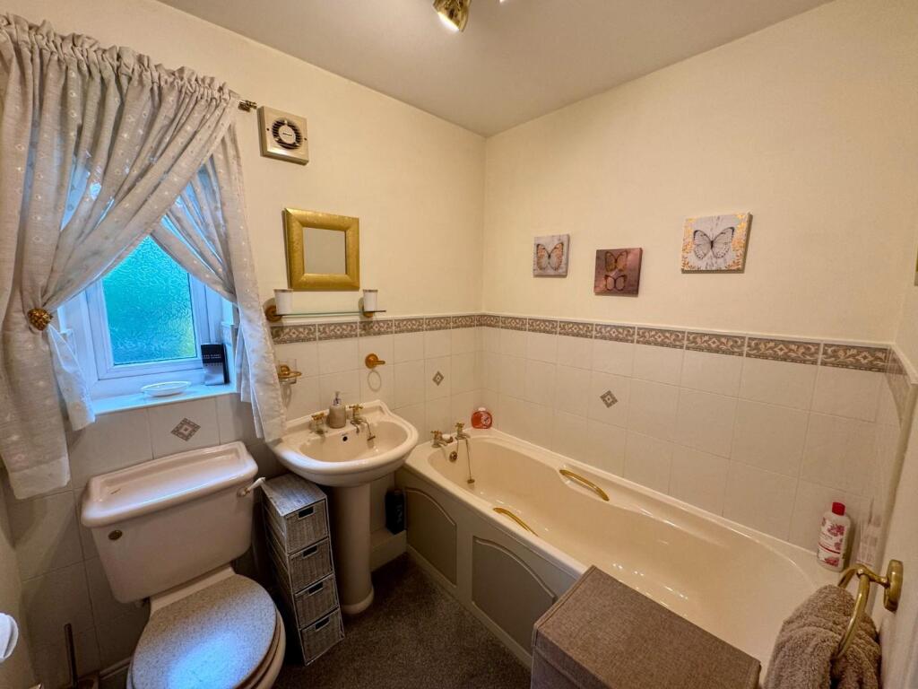 Additional image 24 of Rochester Drive, Burnley