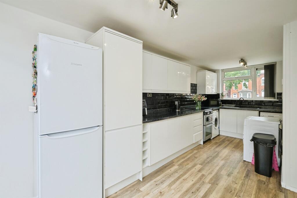 Additional image 5 of Victoria Road, Aston, BIRMINGHAM