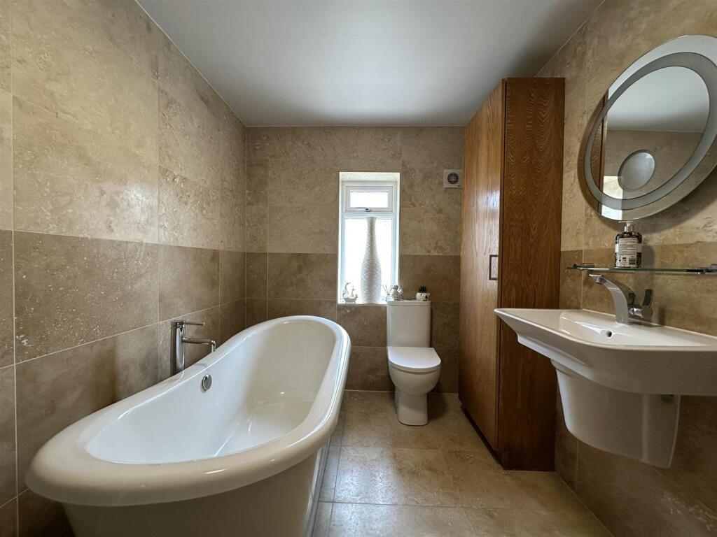 Additional image 23 of Moor View Drive, Bingley