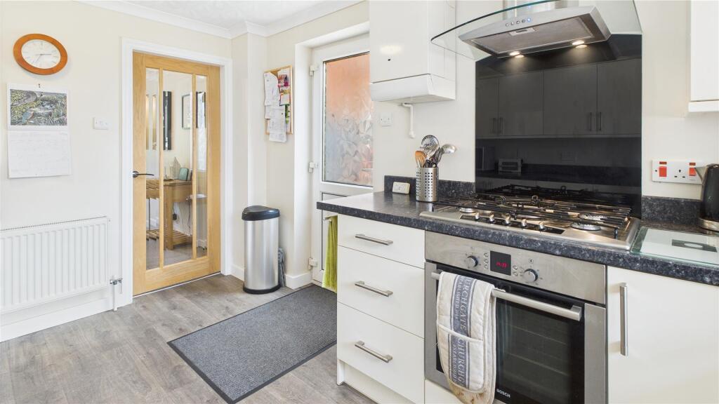 Additional image 24 of The Crescent, Cradley Heath