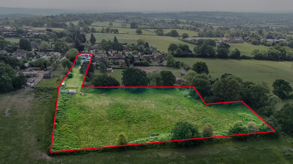 Additional image 3 of Wood Lane, Astwood Bank, B96