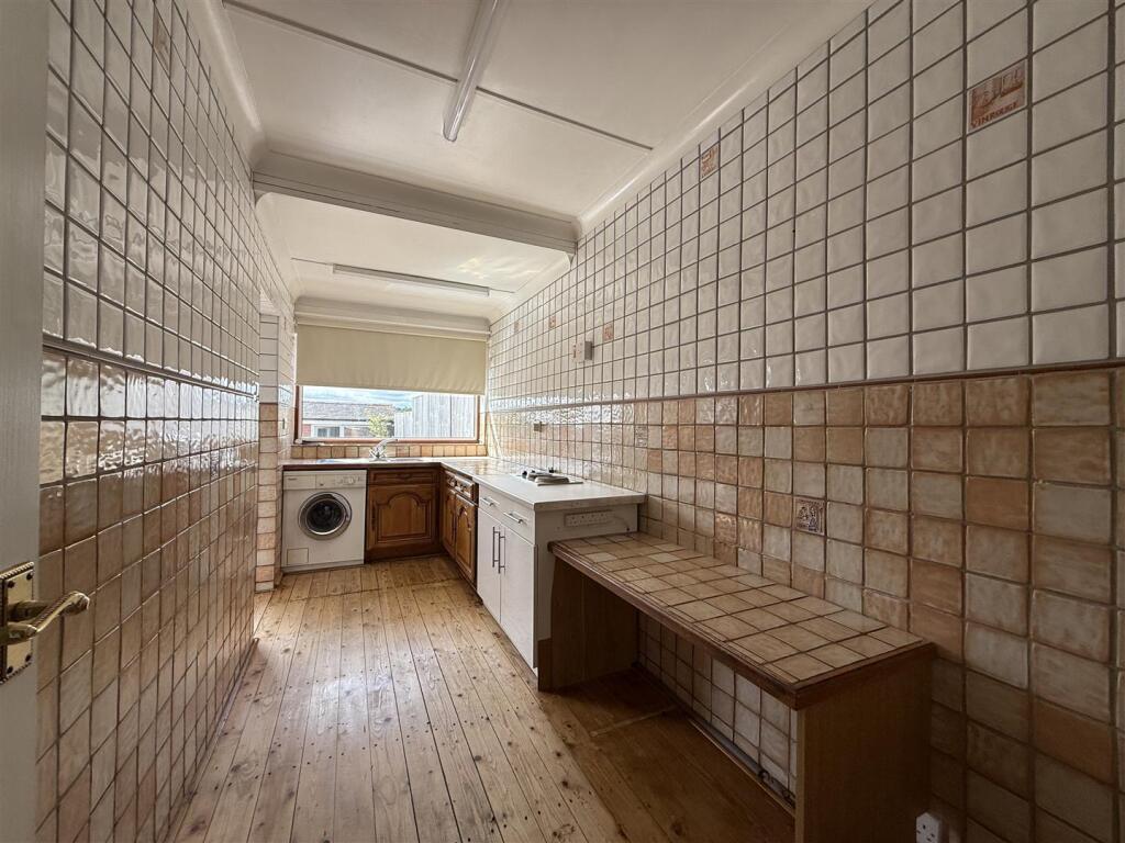 Additional image 5 of St. Kenelms Avenue, Hayley Green