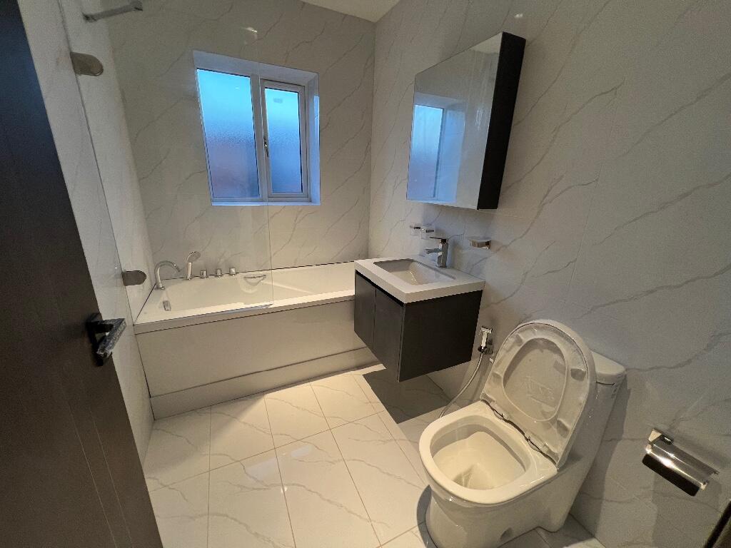 Additional image 21 of Deen Cresent, Birmingham, B8