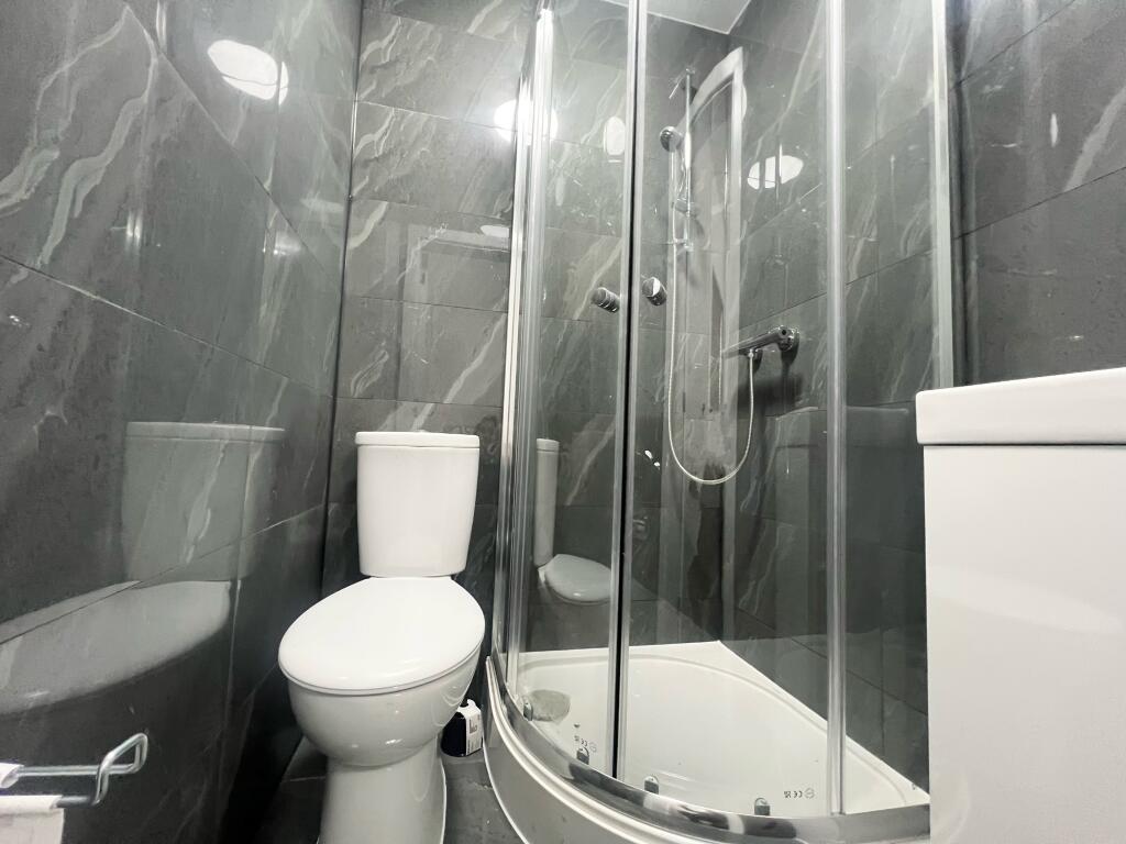 Additional image 5 of Bearwood Road, Smethwick