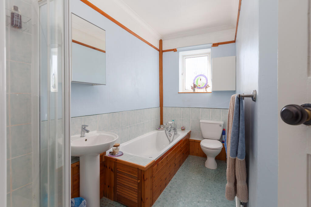 Additional image 22 of Ivegate, Colne, BB8