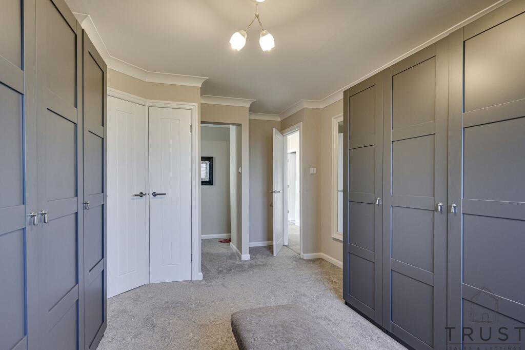 Additional image 46 of Wakefield Road, Drighlington, BD11