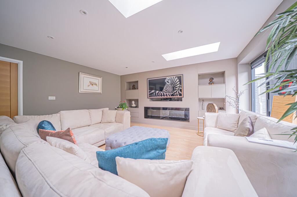 Additional image 11 of Warren Drive, Dorridge, B93