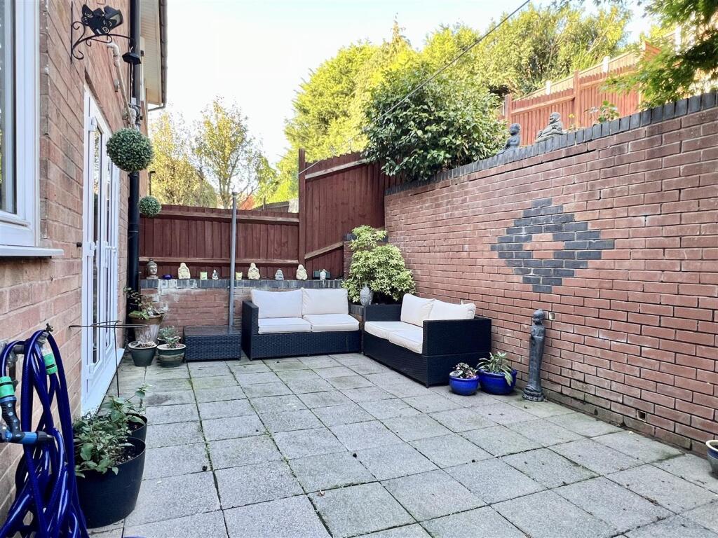 Additional image 20 of Castle Close, Cradley Heath