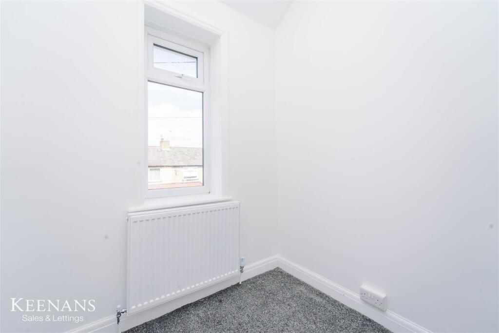 Additional image 17 of Caernarvon Avenue, Burnley